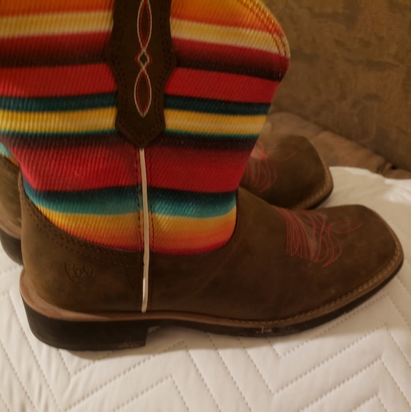 ARIAT LOW BOOTS - Picture 1 of 8
